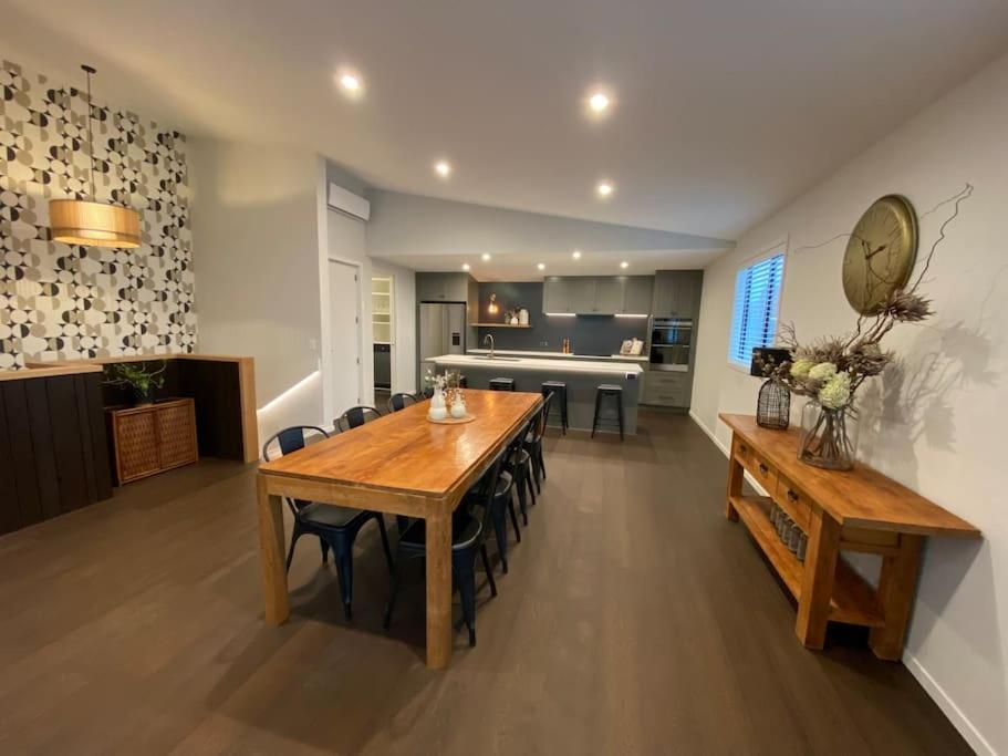 Luxury Escape In Cbd - Walking Distance To Town Villa Tauranga Dış mekan fotoğraf