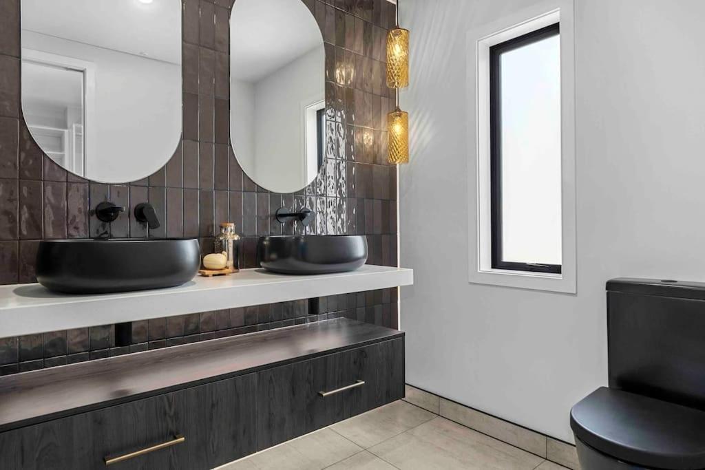 Luxury Escape In Cbd - Walking Distance To Town Villa Tauranga Dış mekan fotoğraf