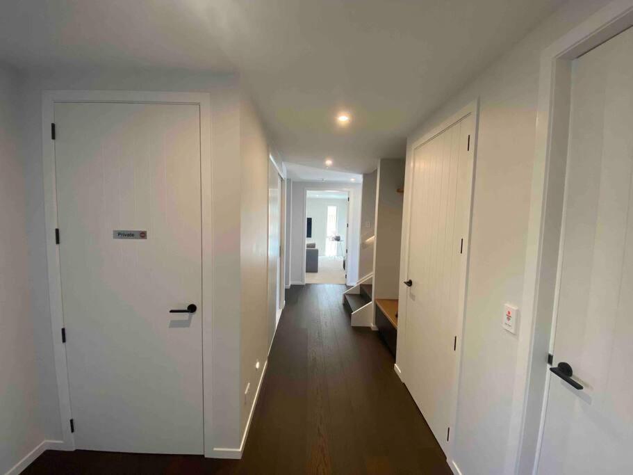 Luxury Escape In Cbd - Walking Distance To Town Villa Tauranga Dış mekan fotoğraf